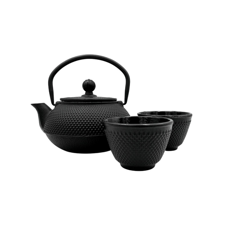 Dzbanek żeliwny z czarkami 